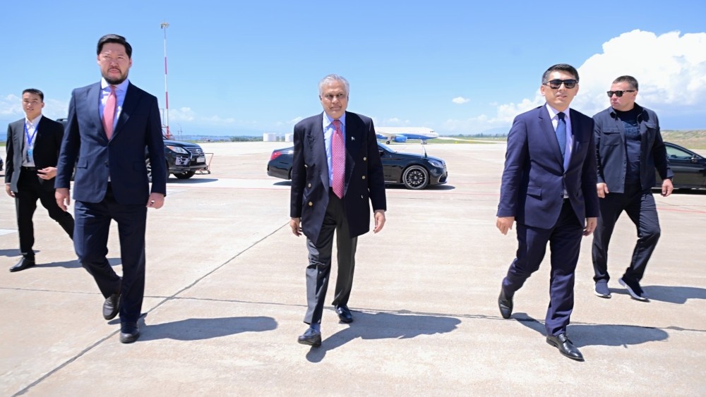 Pakistan FM departs for New York to attend 81st UNGA session
